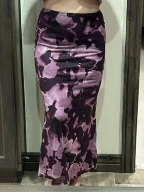 photo printesque floral purple maxi skirt